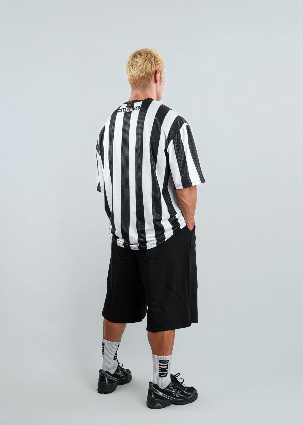 Stripe Oversized (White/Black)