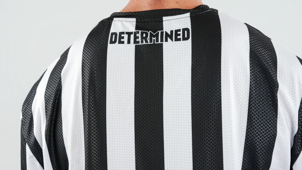 Stripe Oversized (White/Black)