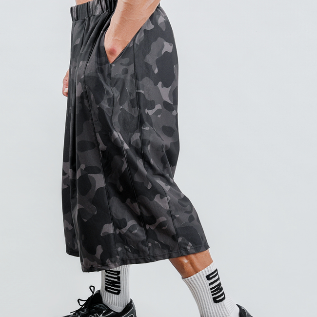 Bermuda Balloon Pants (Black Camo)