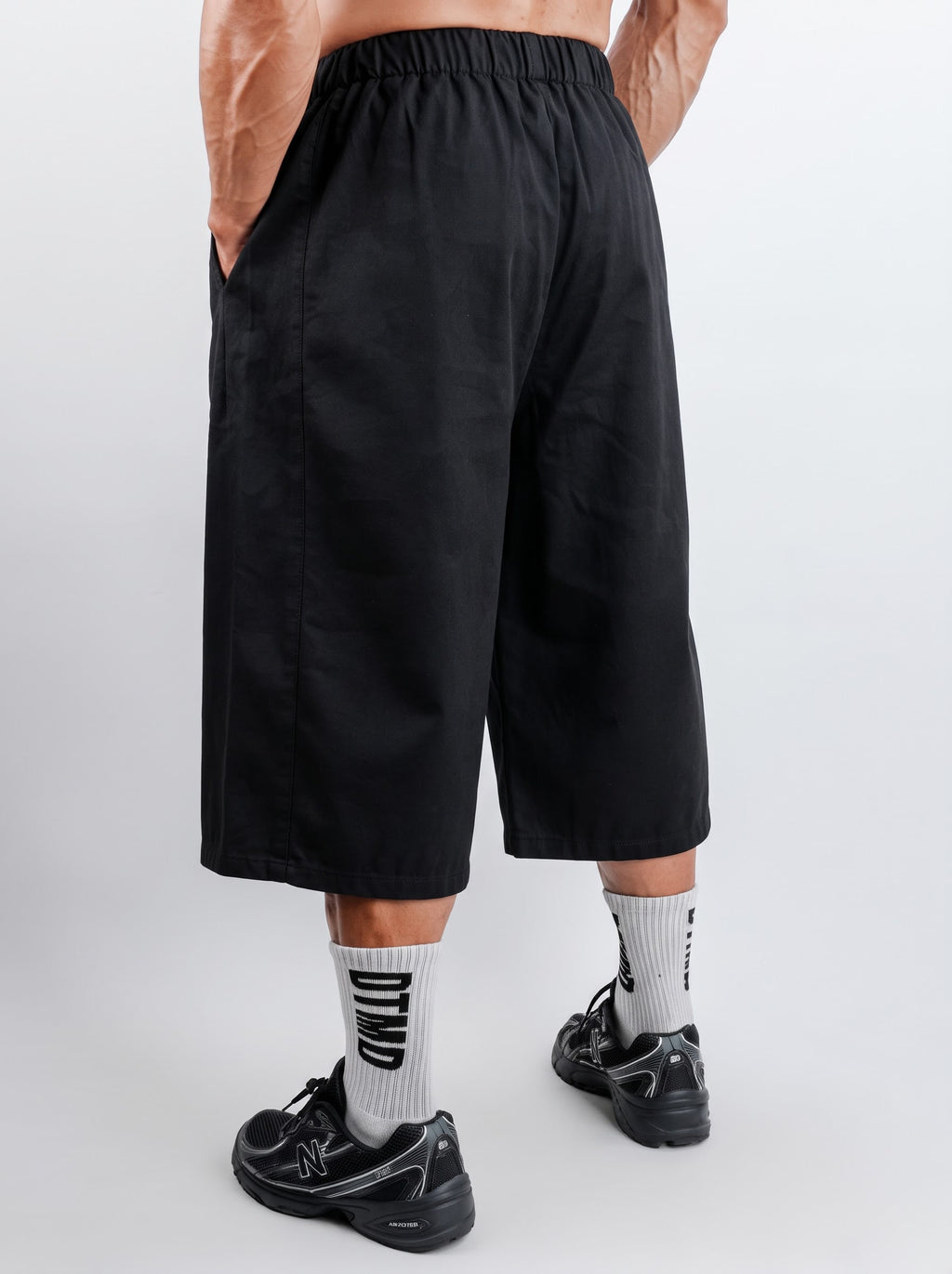 Bermuda Balloon Pants (Black)