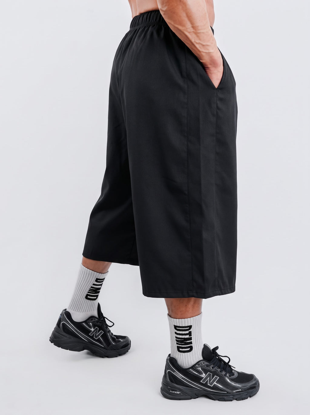 Bermuda Balloon Pants (Black)