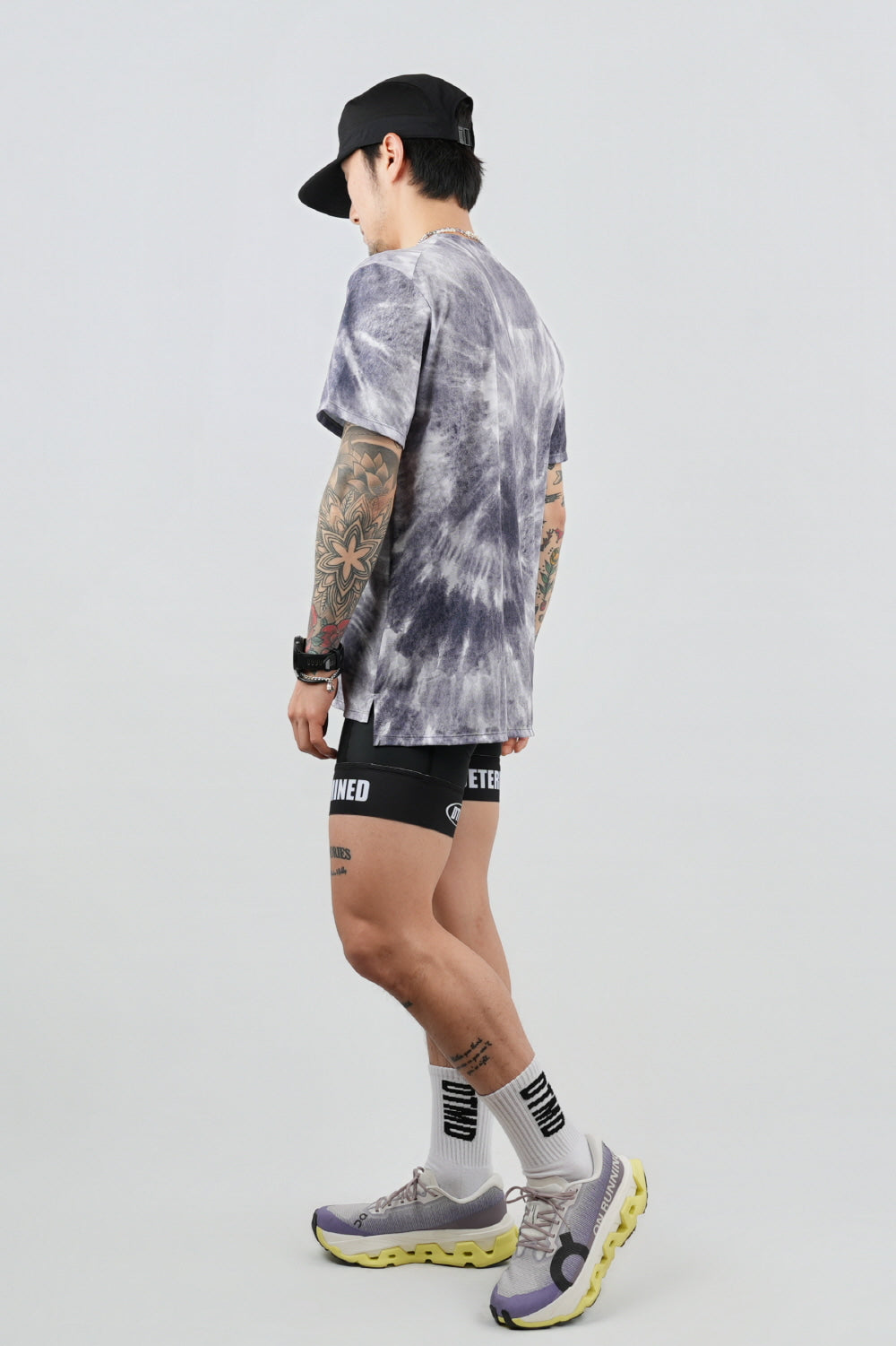 Run Short Sleeve (Tie-dye Gray)
