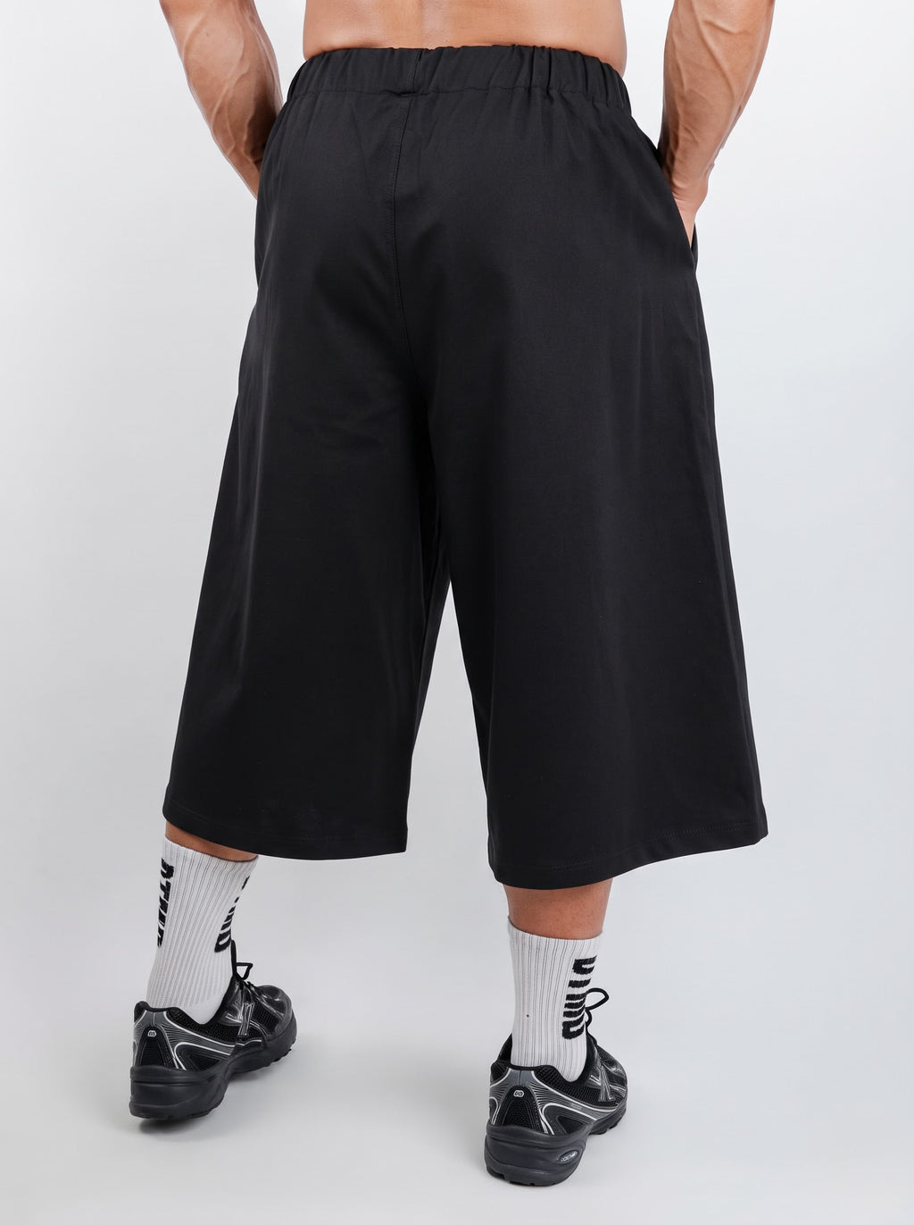 Bermuda Balloon Pants (Black)